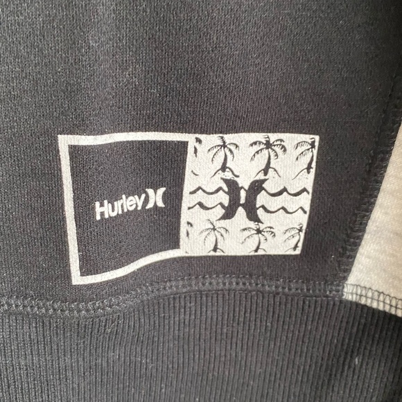 Hurley Sweater Size L - Picture 3 of 4